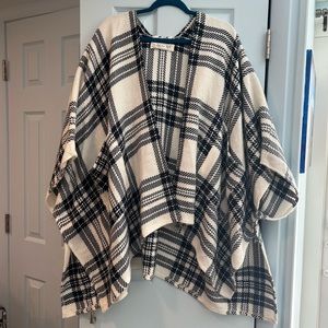 Abercrombie and Fitch plaid shawl with sleeves and pockets -one size
